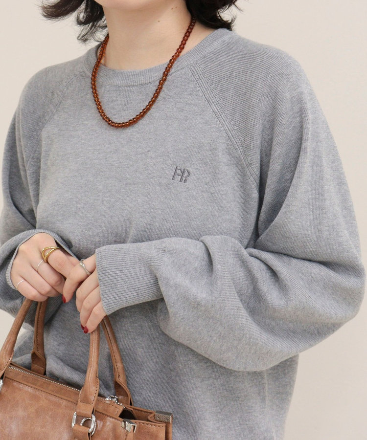 FR刺しゅうドロストスウェットニット