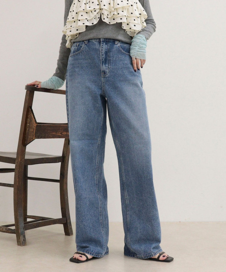Soft color straight Denim