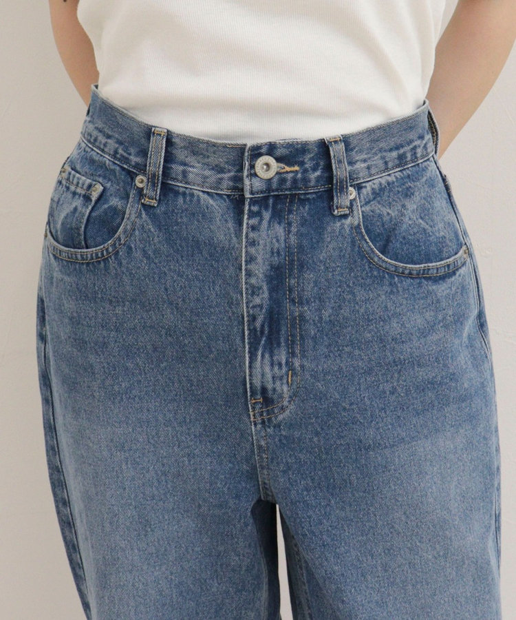 Soft color straight Denim