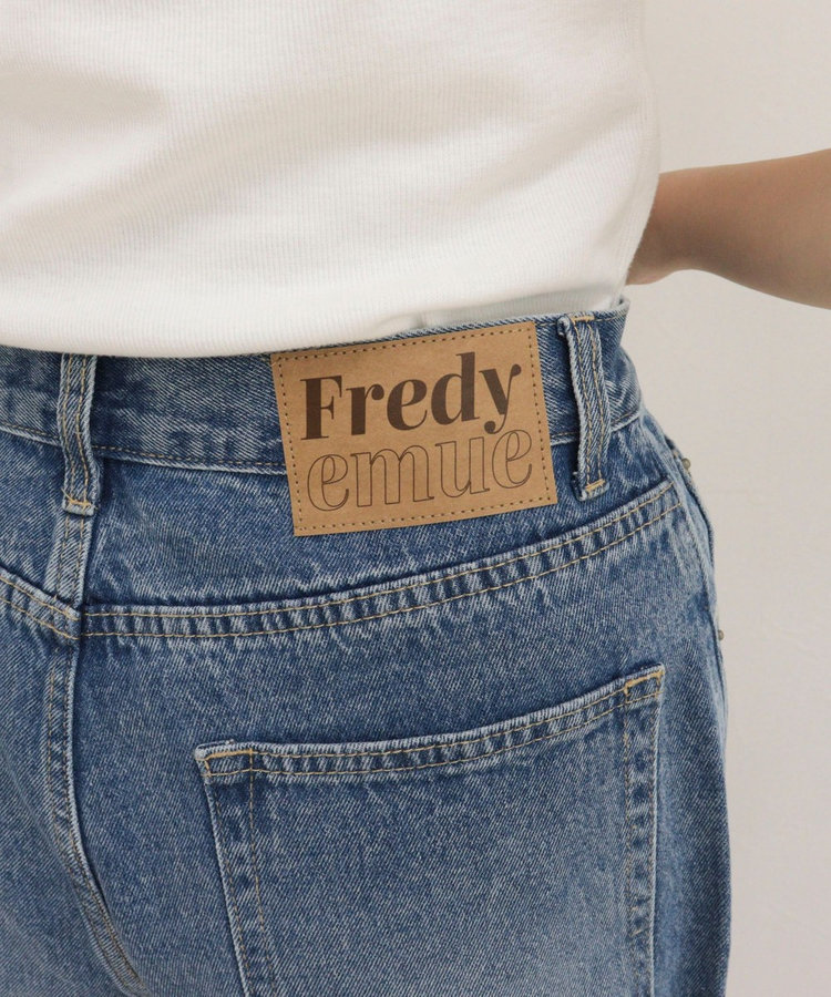 Soft color straight Denim