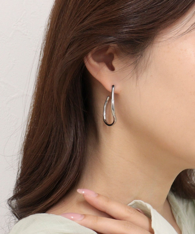ニュアンスJラインピアス
