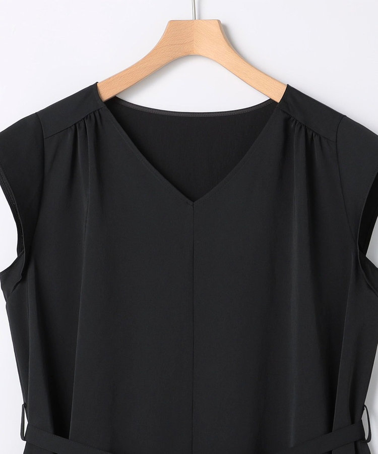 《UVカット》ウォッシャブルVネックギャザーワンピース